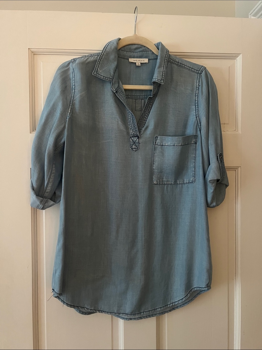 Skies Are Blue Lightweight Chambray Top in Dusty Blue